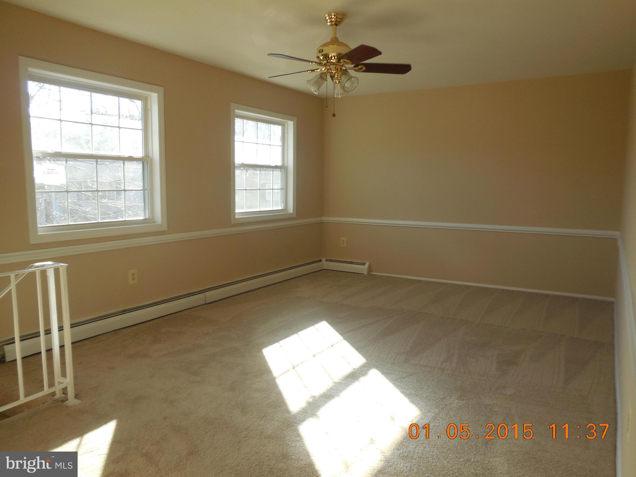 13318 Haddock Road Woodbridge, VA 22193 - Photo 14 of 18 Interior (General)