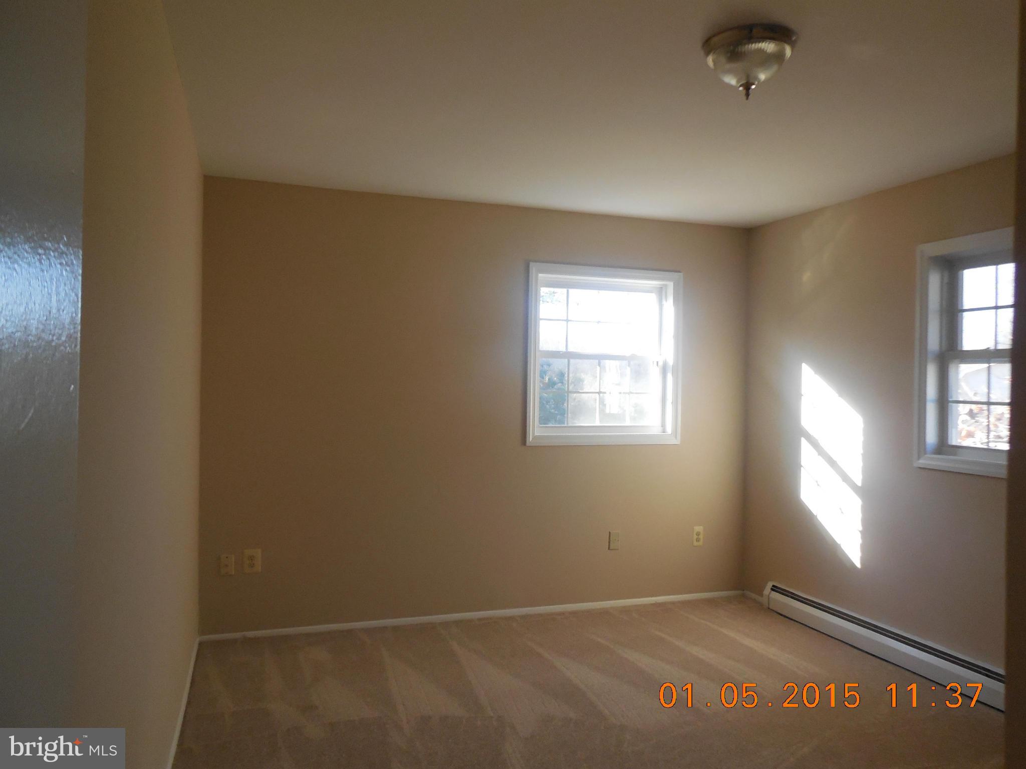 13318 Haddock Road Woodbridge, VA 22193 - Photo 15 of 18 Interior (General)