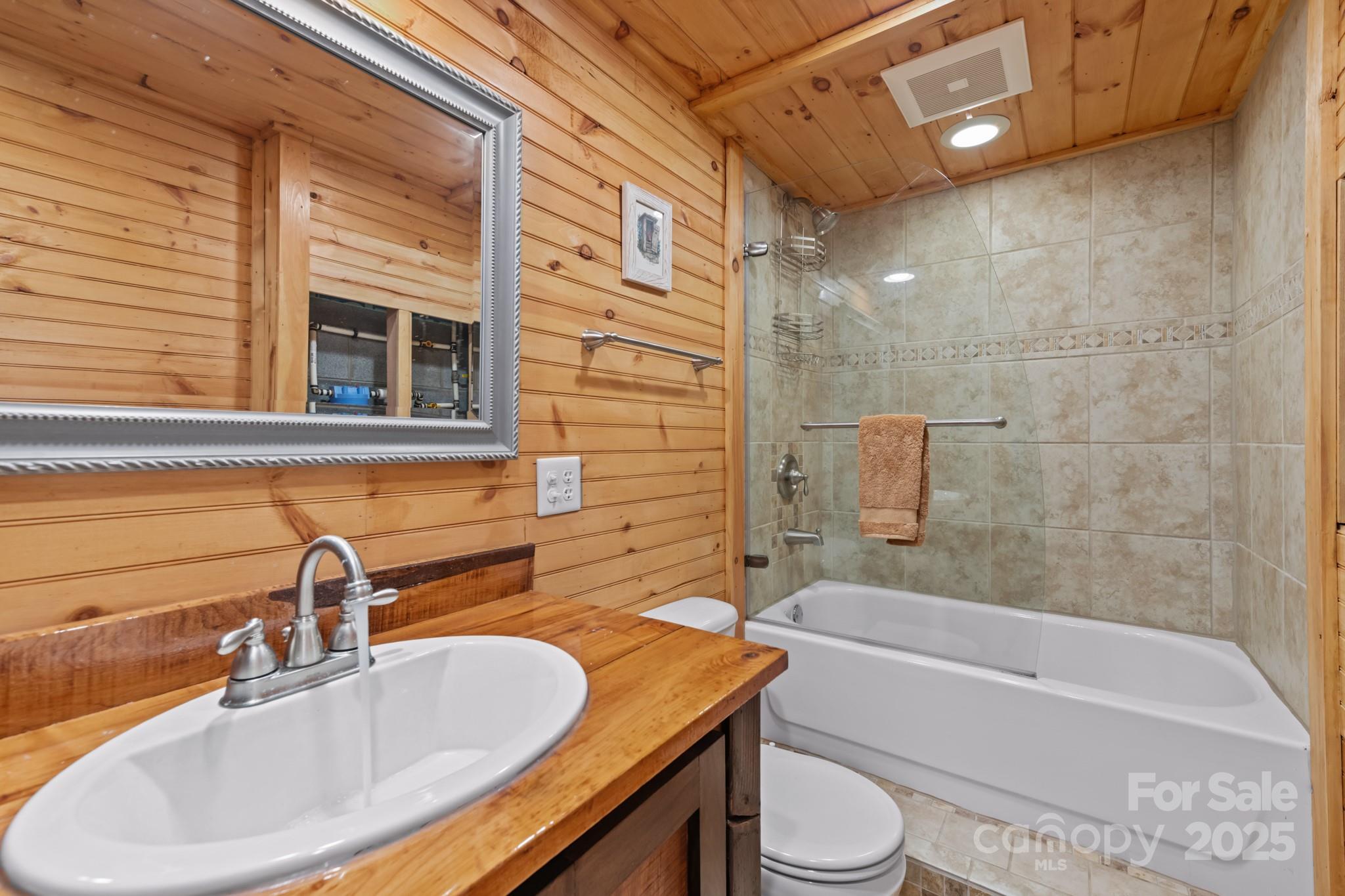 4515 Tolbert Road Collettsville, NC 28611 - Photo 12 of 34 Gallery Image 12