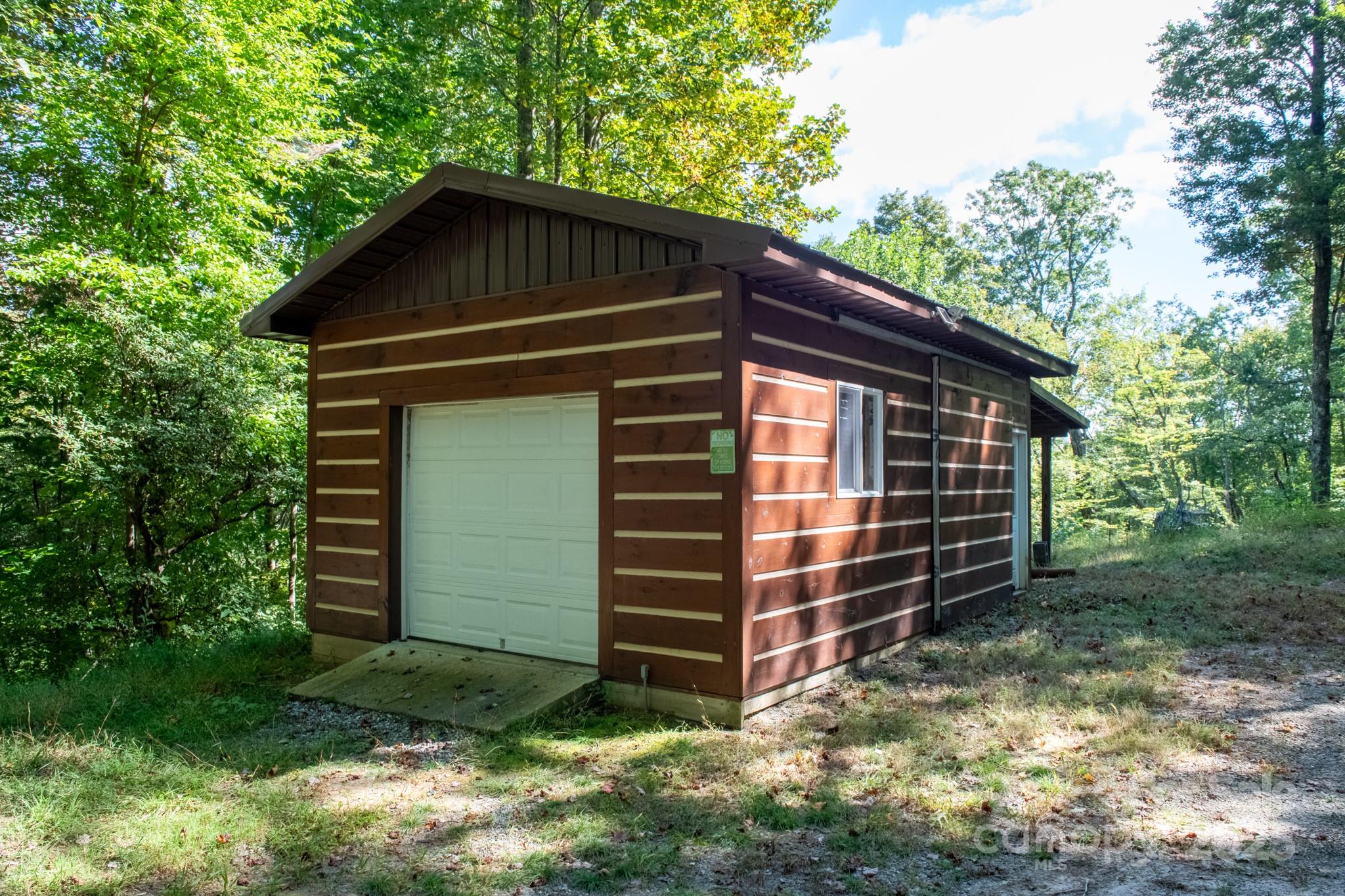 4515 Tolbert Road Collettsville, NC 28611 - Photo 24 of 34 Gallery Image 24