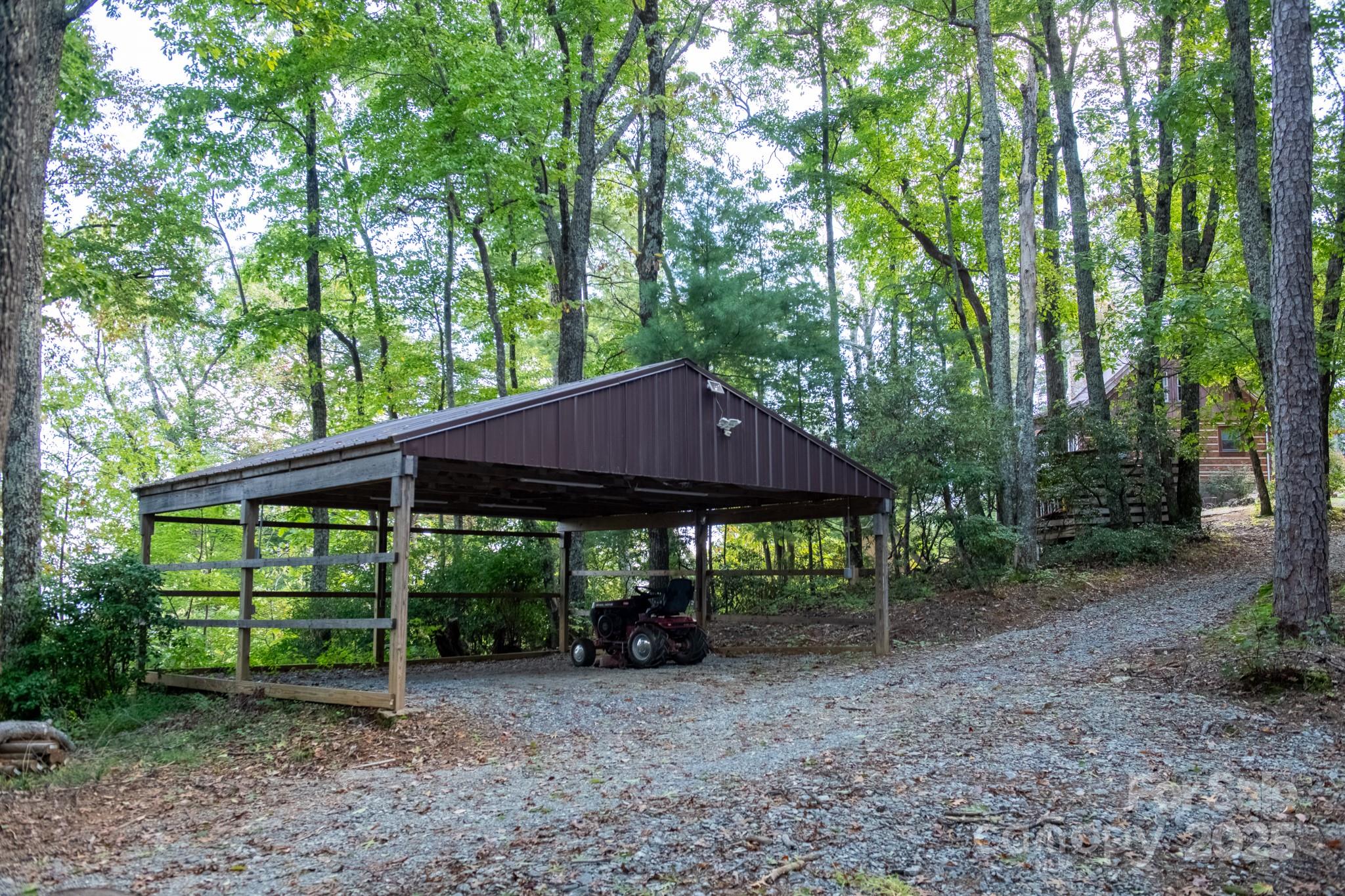 4515 Tolbert Road Collettsville, NC 28611 - Photo 26 of 34 Gallery Image 26