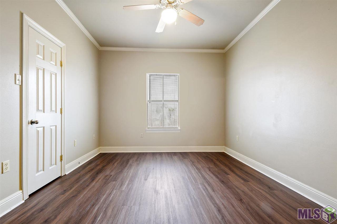 5253 Brightside View Drive, Unit D Baton Rouge, LA 70820 - Photo 5 of 11 Gallery Image 5