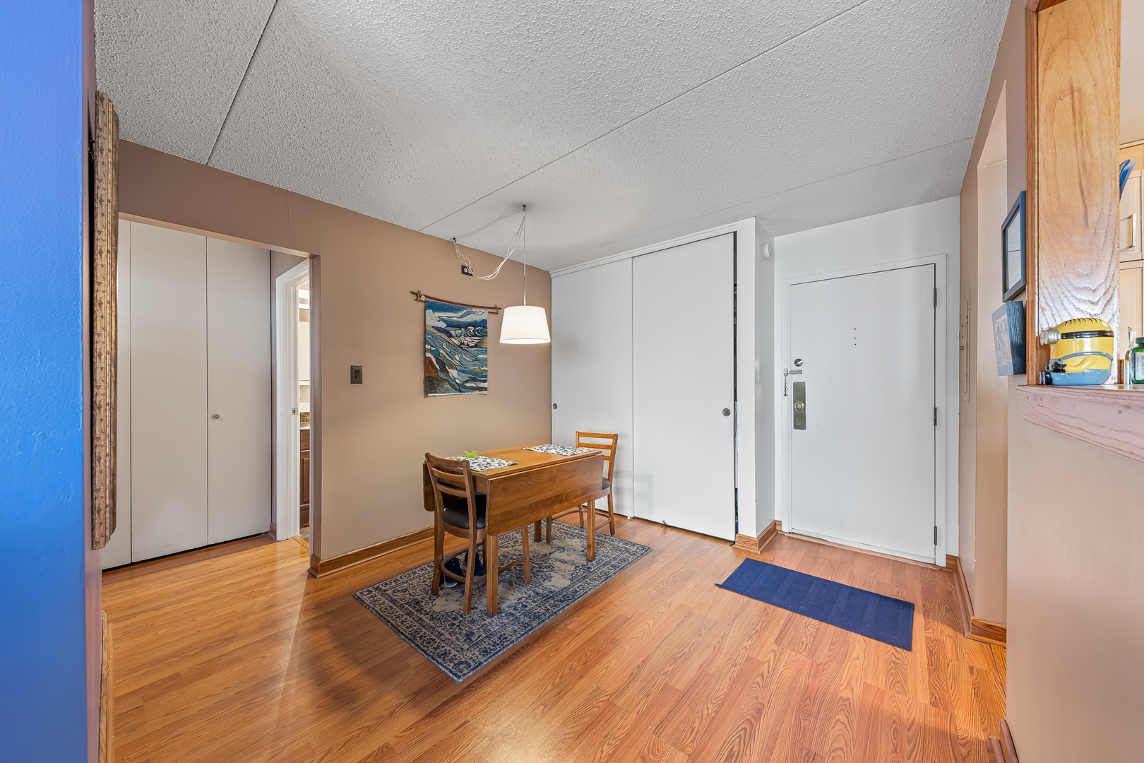 2015 South Finley Road, Unit 801 Lombard, IL 60148 - Photo 3 of 9 Gallery Image 3