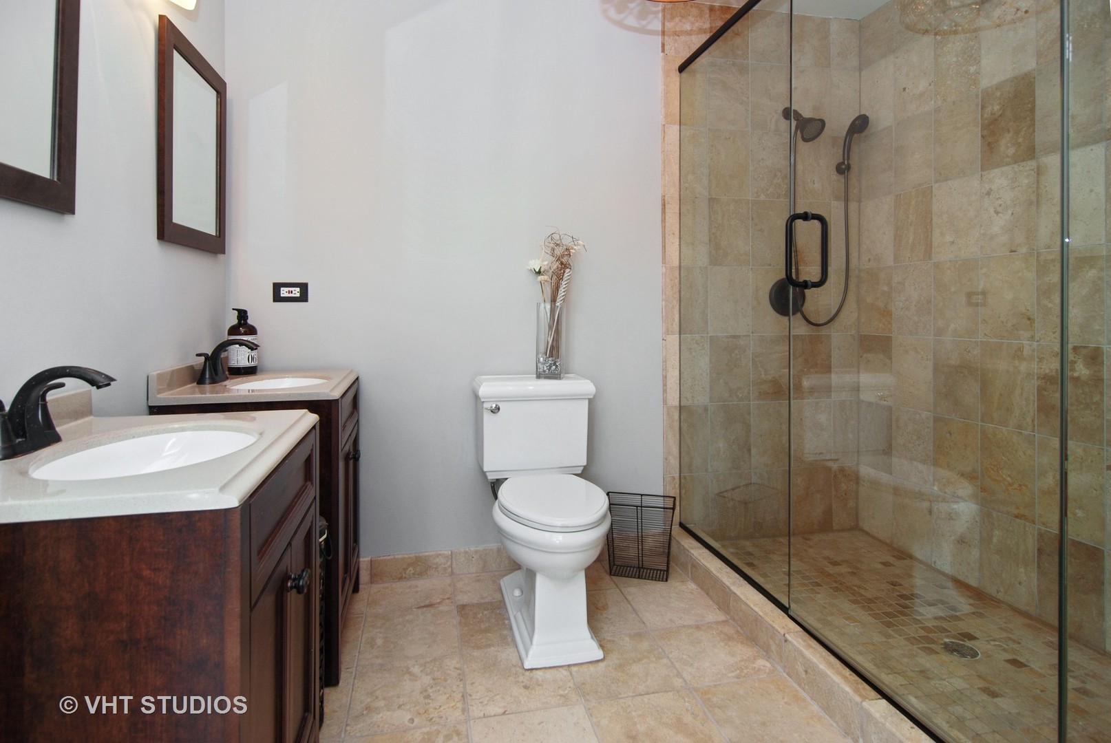 372 Shenstone Road Riverside, IL 60546 - Photo 11 of 29