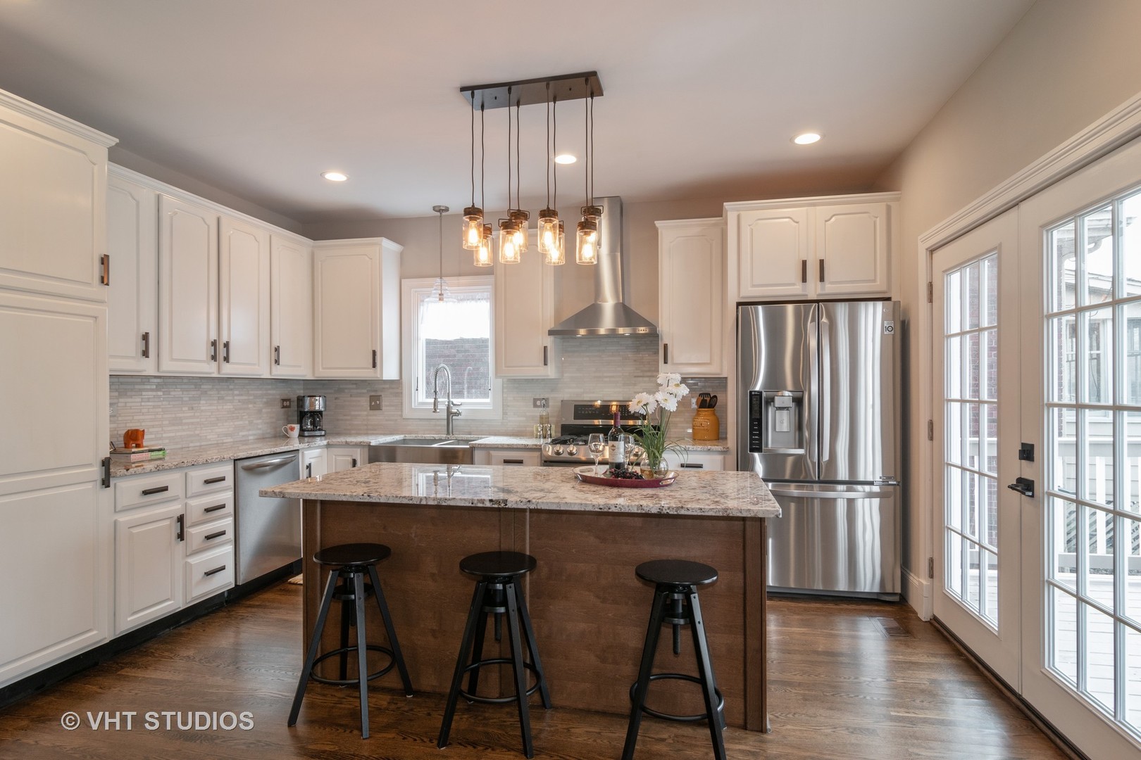 372 Shenstone Road Riverside, IL 60546 - Photo 5 of 29
