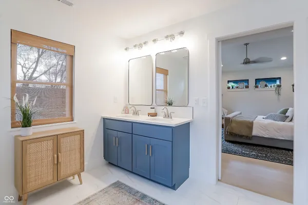 $599,900 | 2043 Columbia Avenue, Indianapolis, IN 46202