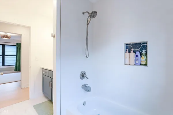 $599,900 | 2043 Columbia Avenue, Indianapolis, IN 46202