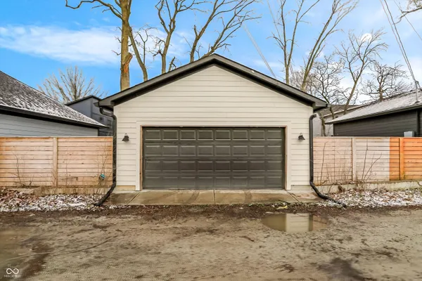 $599,900 | 2043 Columbia Avenue, Indianapolis, IN 46202