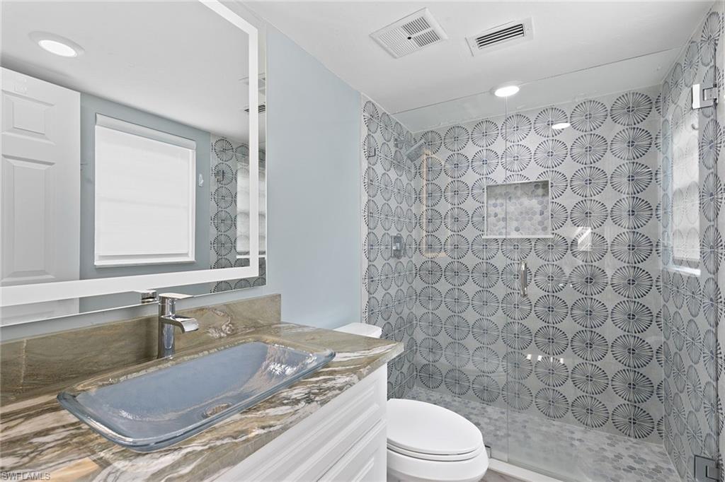 2096 Alamanda Drive, Unit 102 Naples, FL 34102 - Photo 11 of 23