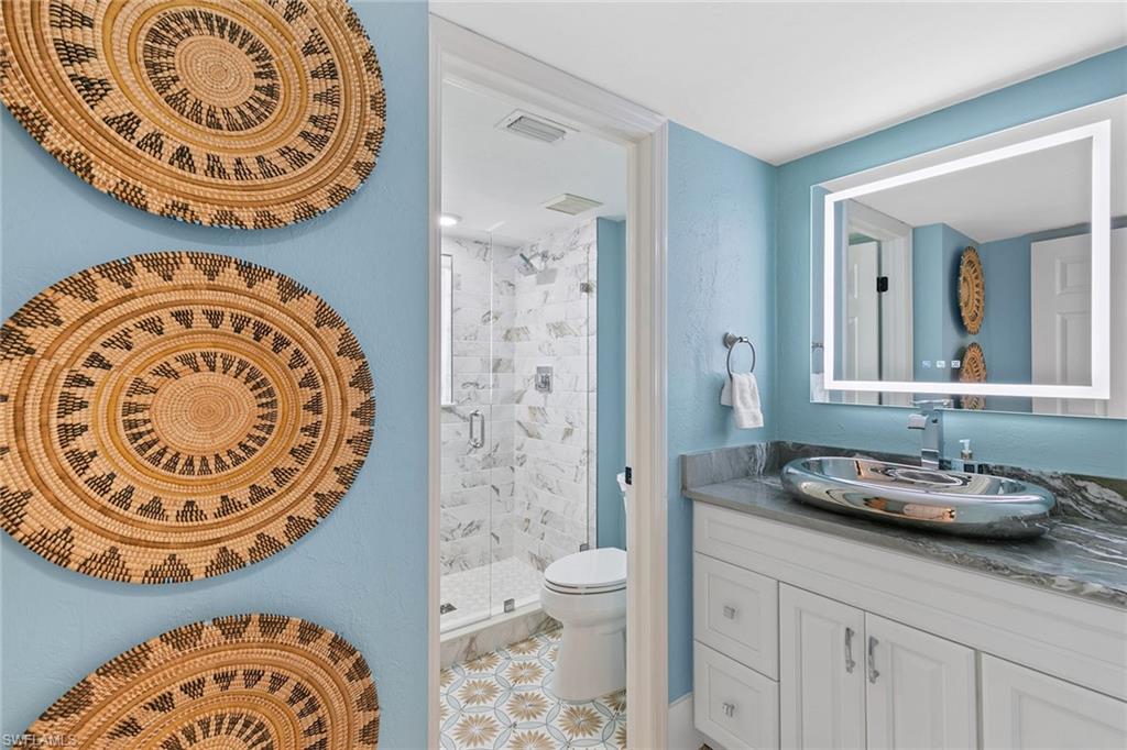 2096 Alamanda Drive, Unit 102 Naples, FL 34102 - Photo 14 of 23