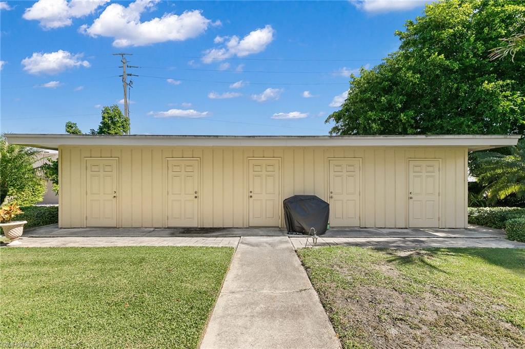 2096 Alamanda Drive, Unit 102 Naples, FL 34102 - Photo 21 of 23