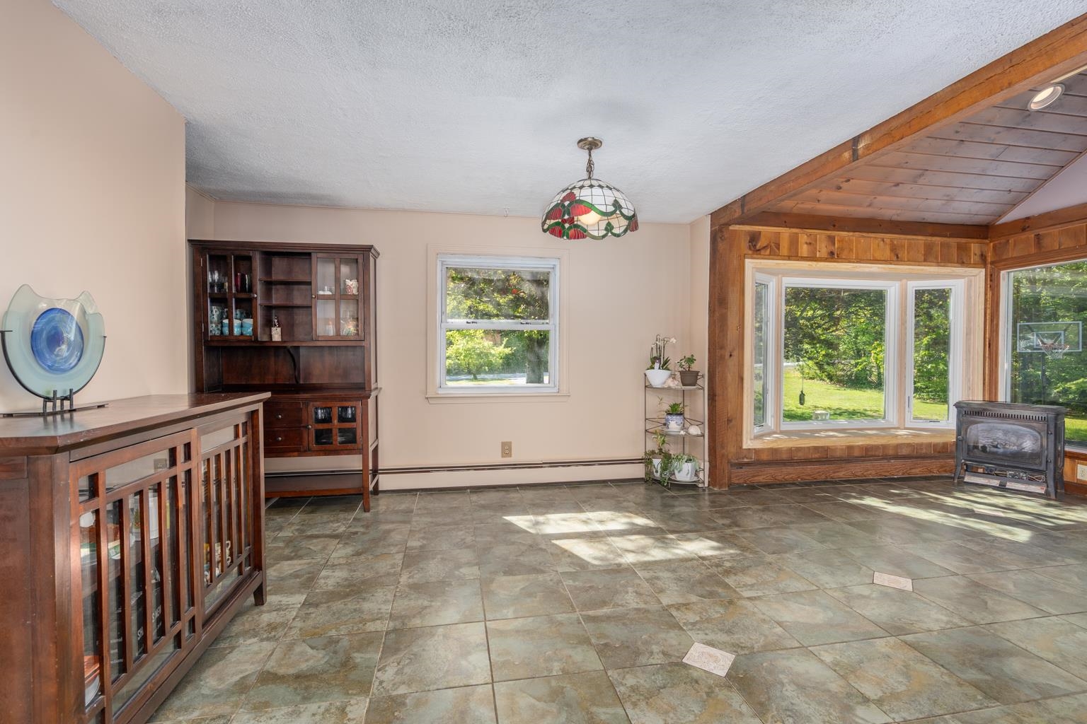 140 Mountain View Road Deerfield, NH 03037 - Photo 27 of 57
