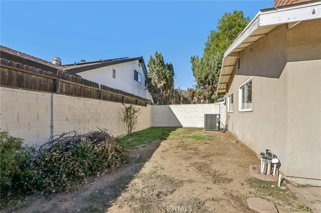 $829,900 | 7401 Casaba Avenue, Winnetka, CA 91306