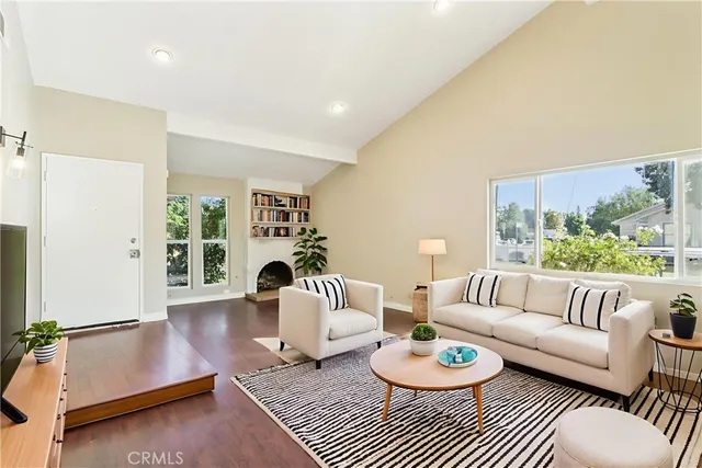 $829,900 | 7401 Casaba Avenue, Winnetka, CA 91306