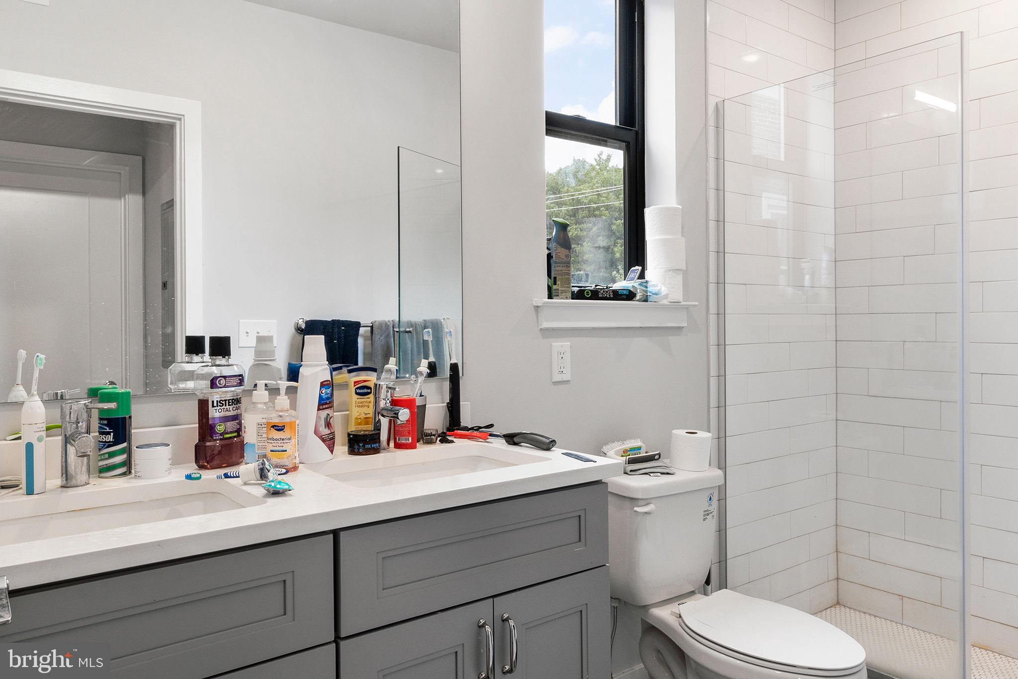 5102 Rochelle Avenue, Unit 5 Philadelphia, PA 19128 - Photo 7 of 10