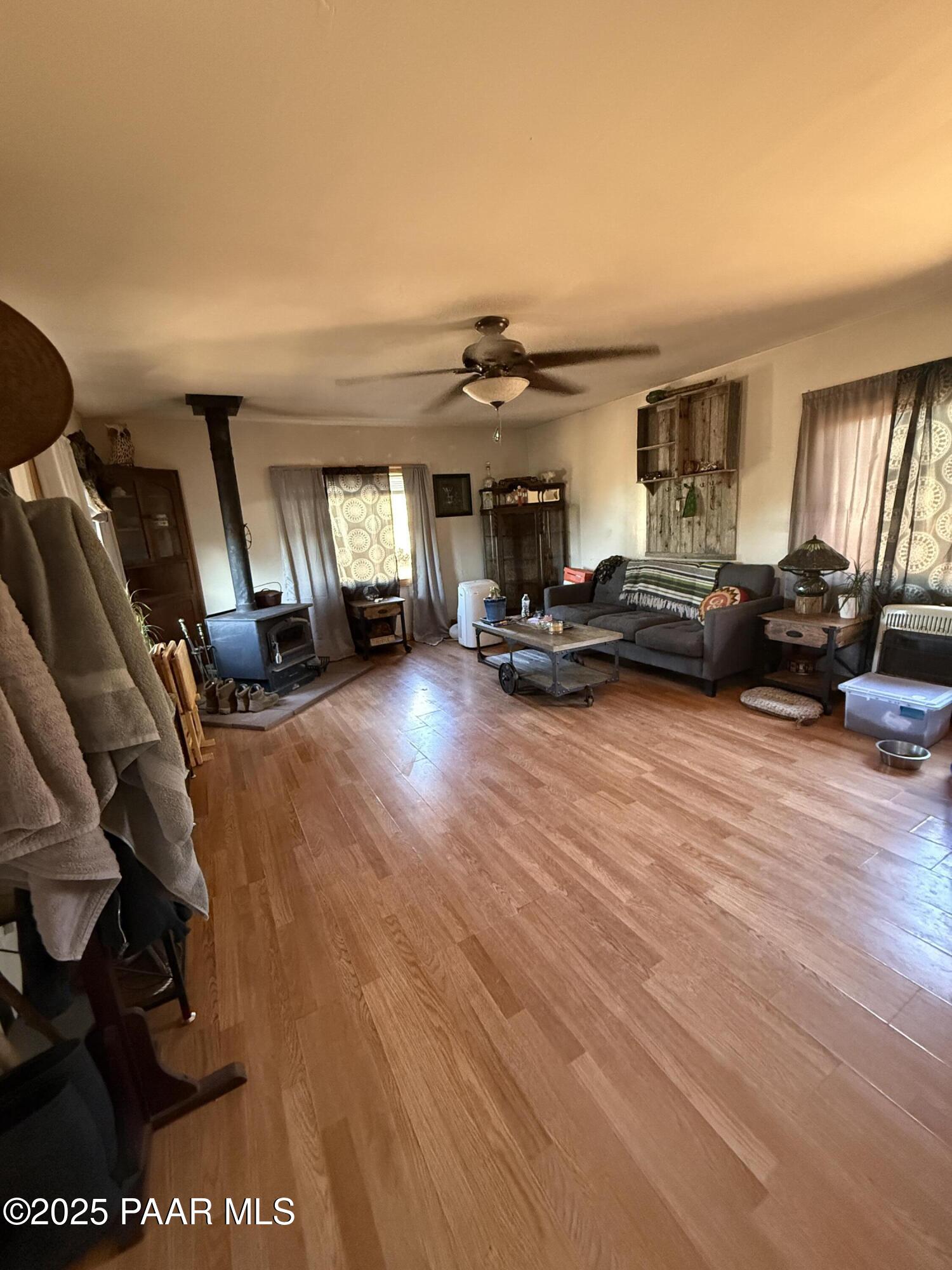 58350 Rana Road Seligman, AZ 86337 - Photo 2 of 18 a living room with furniture