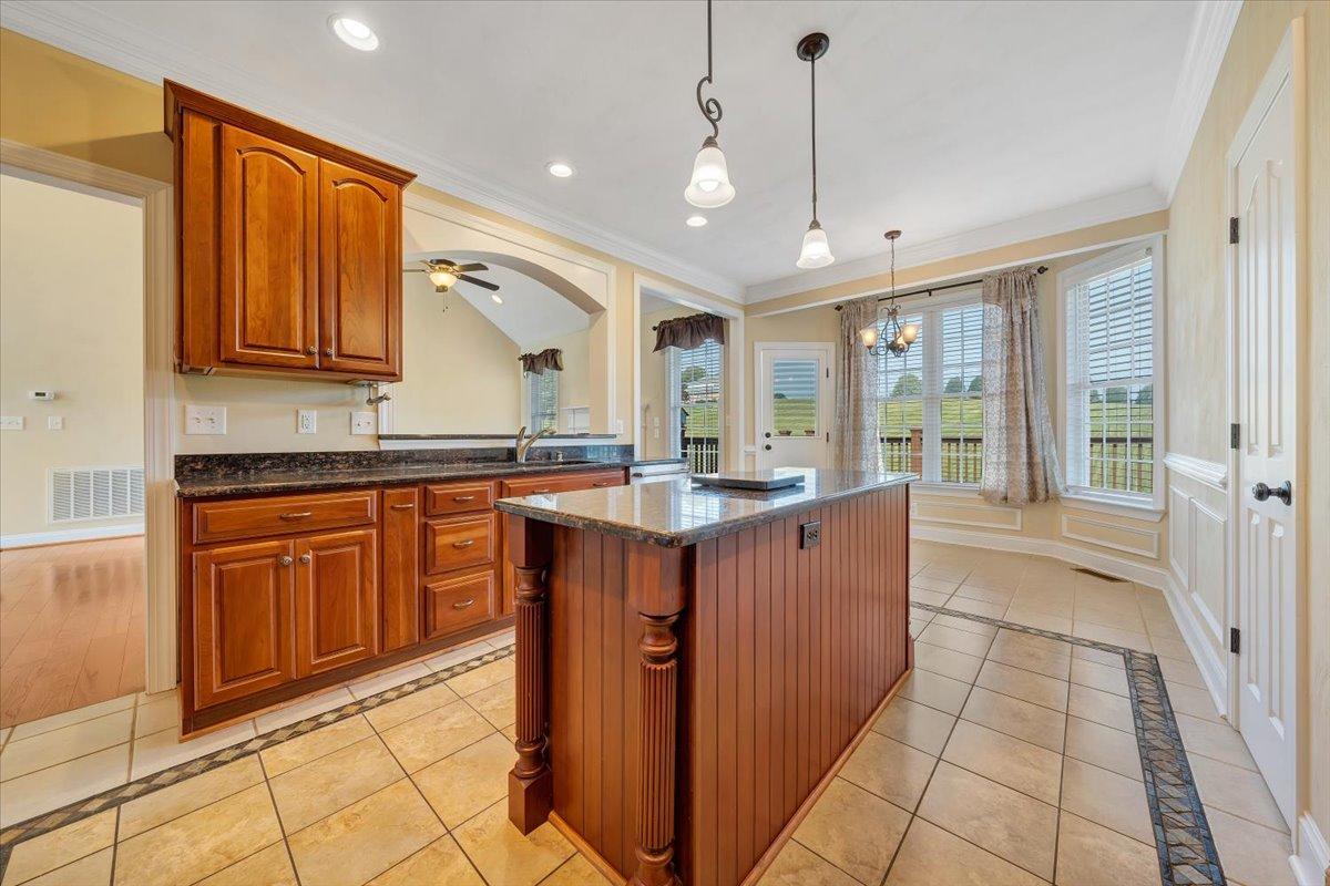 20 Sowder Farm Road Troutville, VA 24175 - Photo 14 of 50 Kitchen with Island