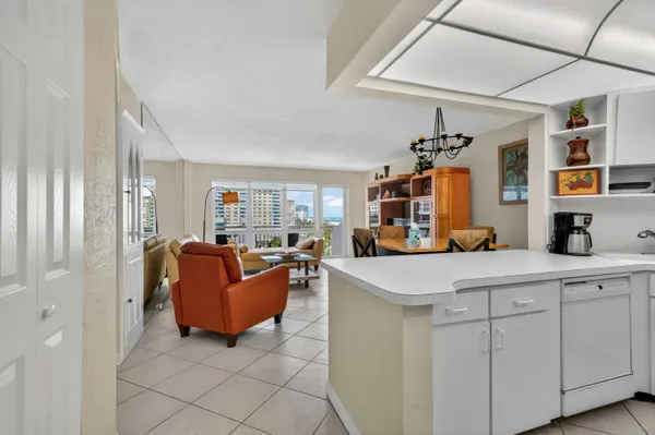 $3,200 | 133 North Pompano Beach Boulevard, Unit 708, Pompano Beach, FL 33062