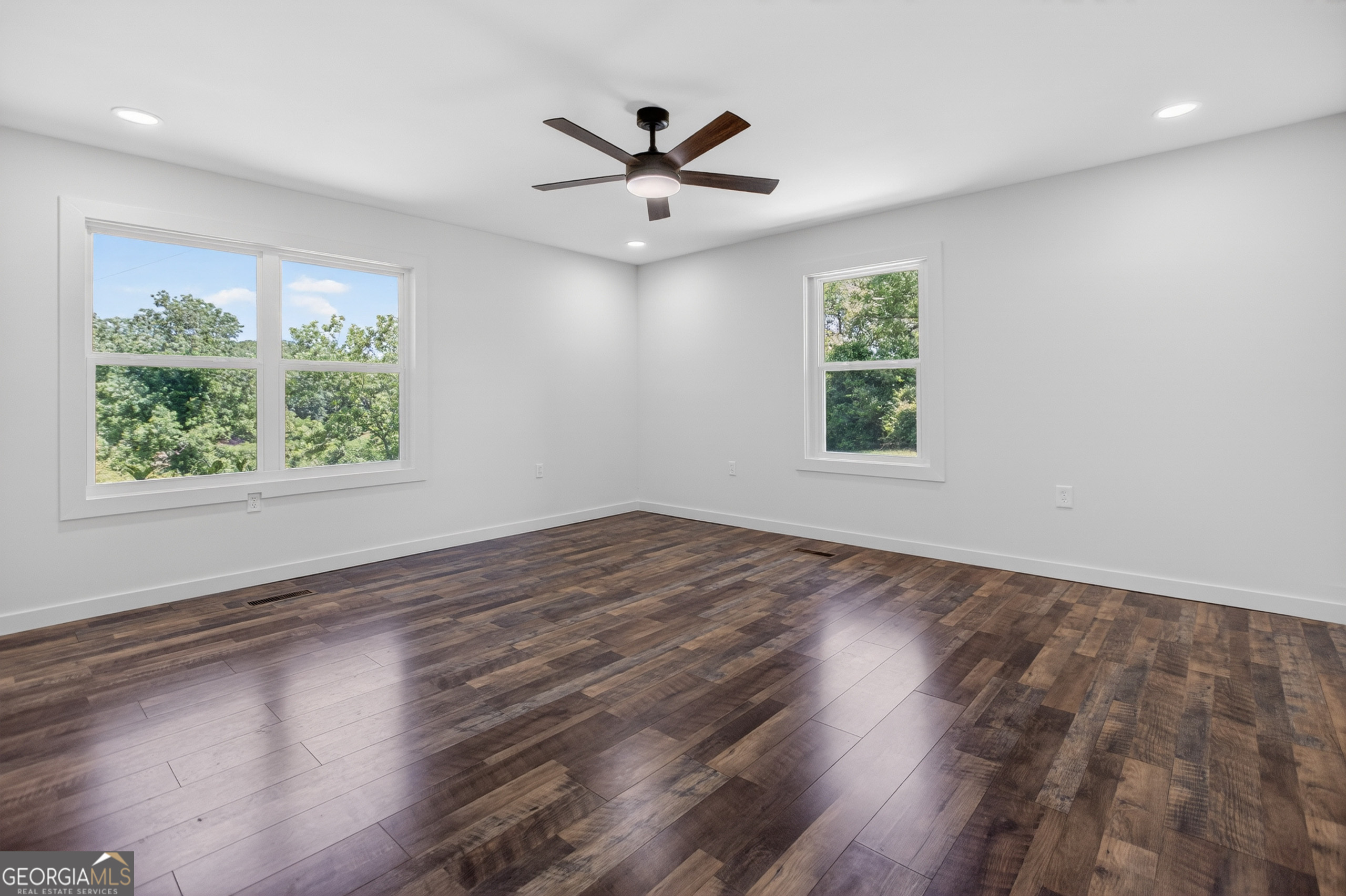 201 Cove Access Road Talladega, AL 35160 - Photo 18 of 43