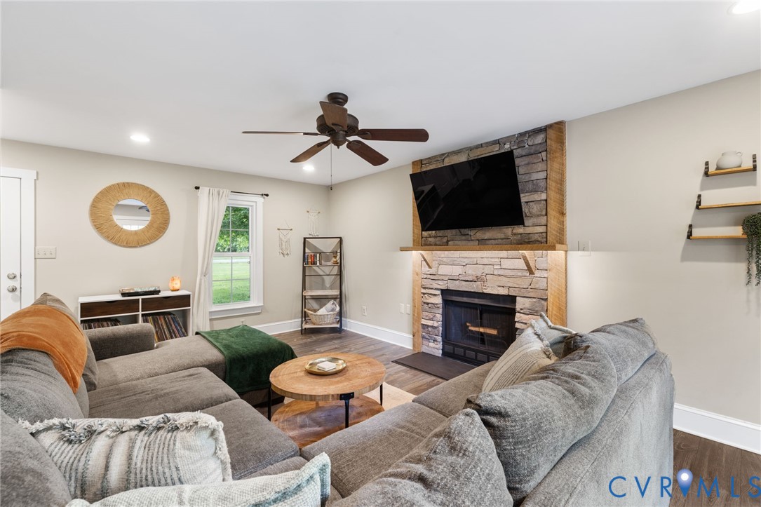 2534 Liberty Hill Road Powhatan, VA 23139 - Photo 9 of 31
