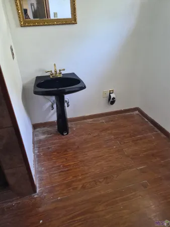 $460,000 | 9741 Cane Bayou Road, Port Allen, LA 70767