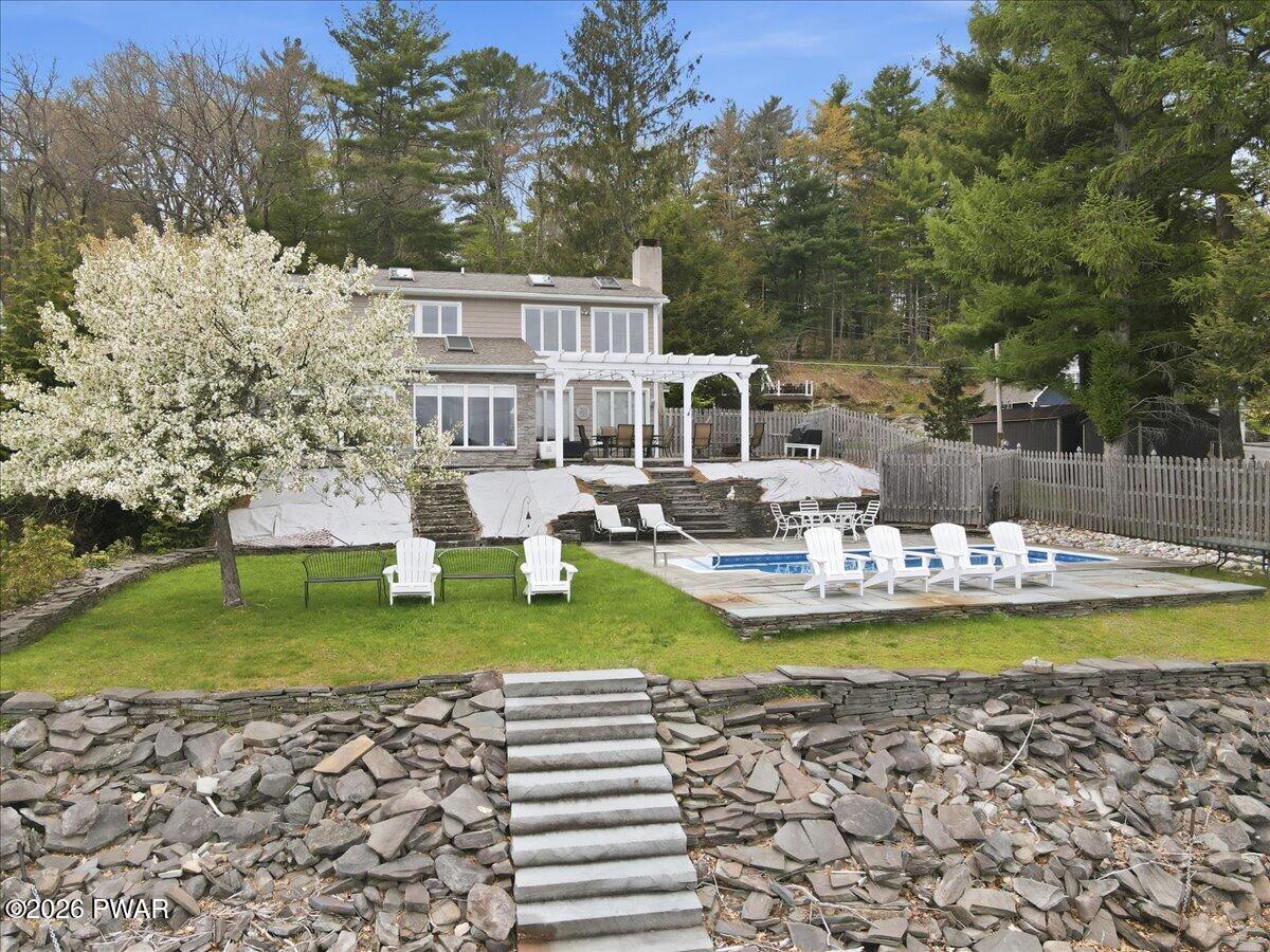 114 Shore Road Tafton, PA 18464 - Photo 12 of 135 Gallery Image 12