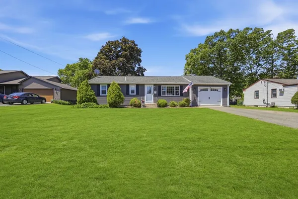 $299,900 | 303 College Street, Chicopee, MA 01020