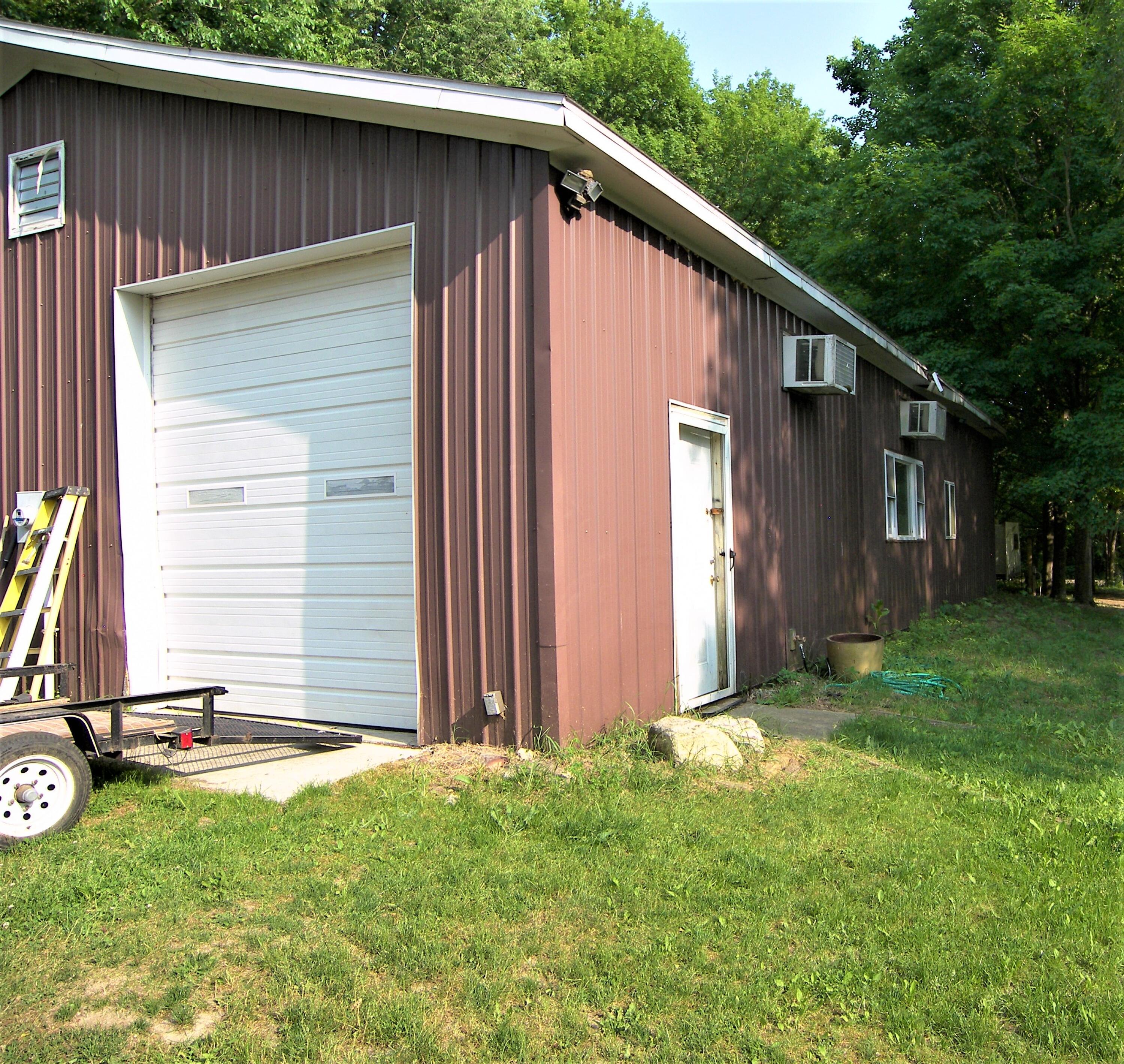 4055 West Olive Branch Road Galien, MI 49113 - Photo 43 of 47 100_5927