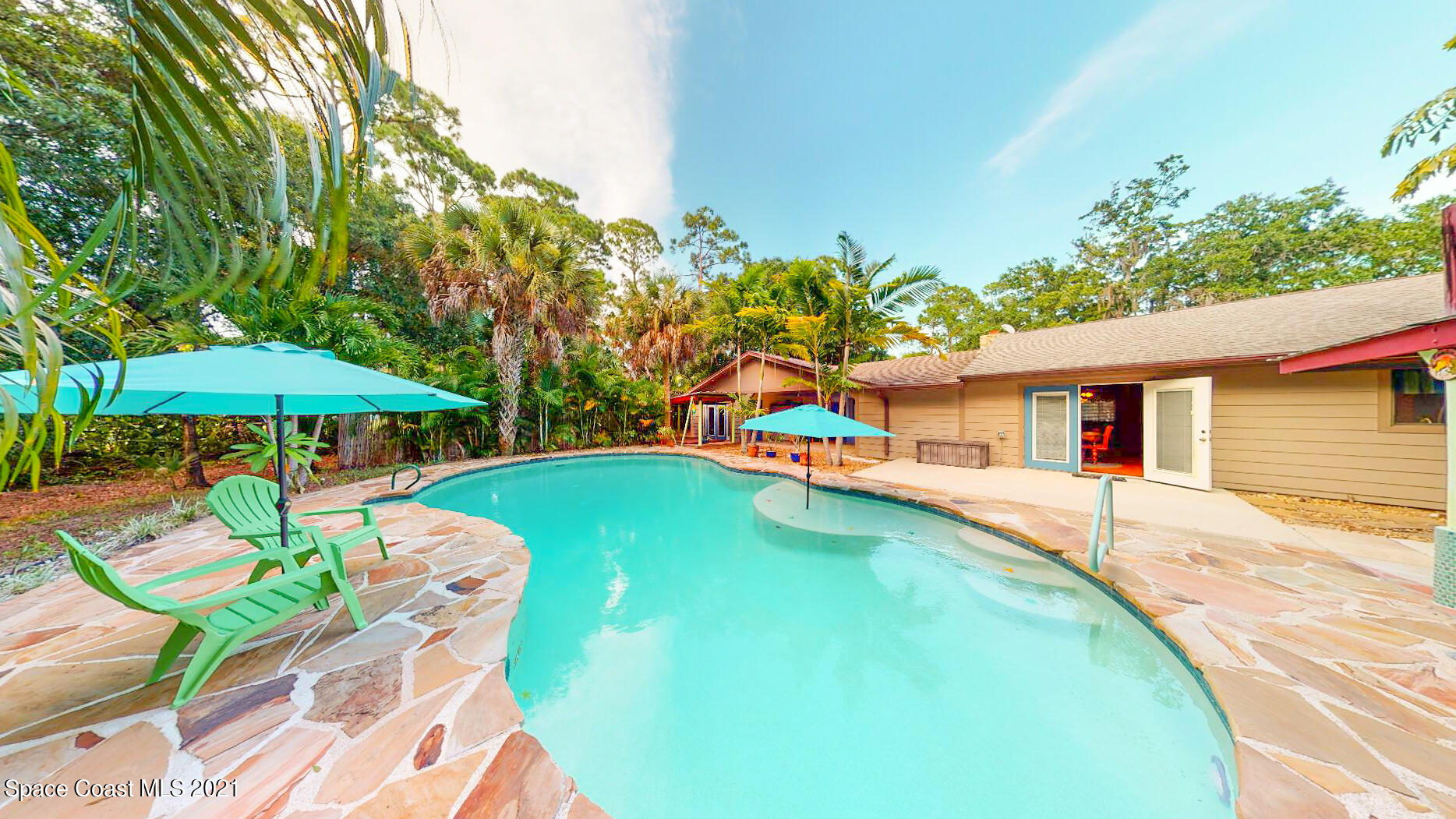 275 Northwest Valencia Road Melbourne, FL 32904 - Photo 9 of 56 275 NW Valencia Road-052913
