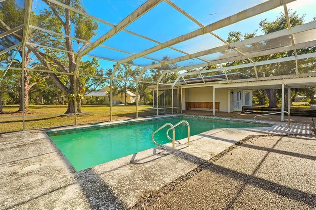 $695,000 | 1250 New Forest Circle, Nokomis, FL 34275