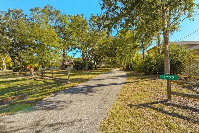 $695,000 | 1250 New Forest Circle, Nokomis, FL 34275
