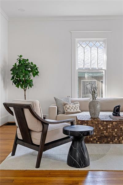 993 Highland View Northeast Atlanta, GA 30306 - Photo 37 of 54 a room with furniture and window