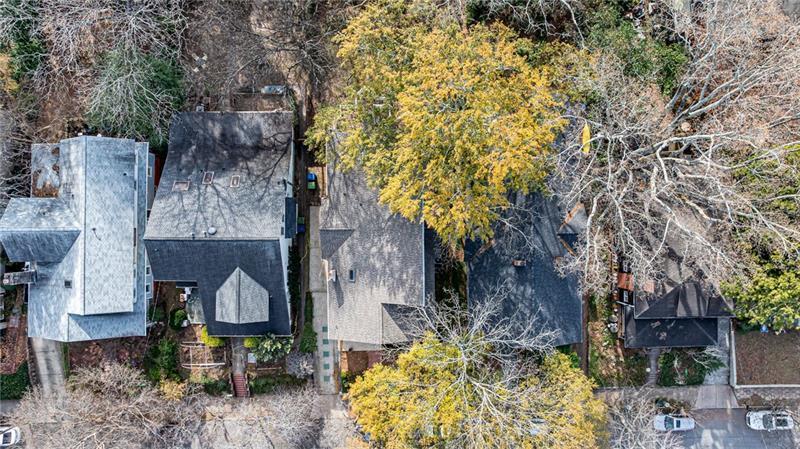 993 Highland View Northeast Atlanta, GA 30306 - Photo 41 of 54 a backyard of a house with lots of green space