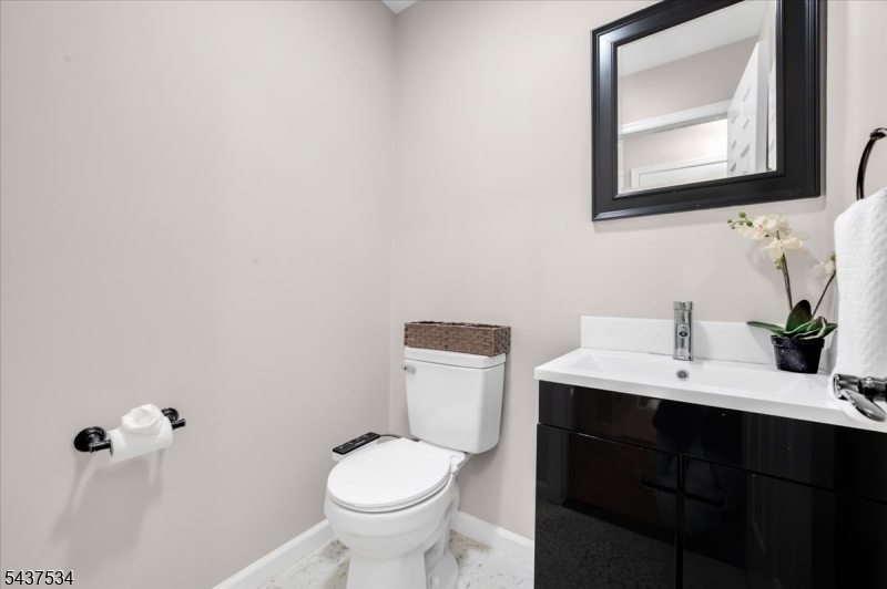 119 Choctaw Ridge Road Somerville, NJ 08876 - Photo 19 of 34