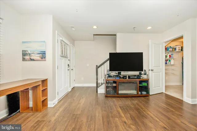 $435,000 | 5018 Judicial Way, Frederick, MD 21703