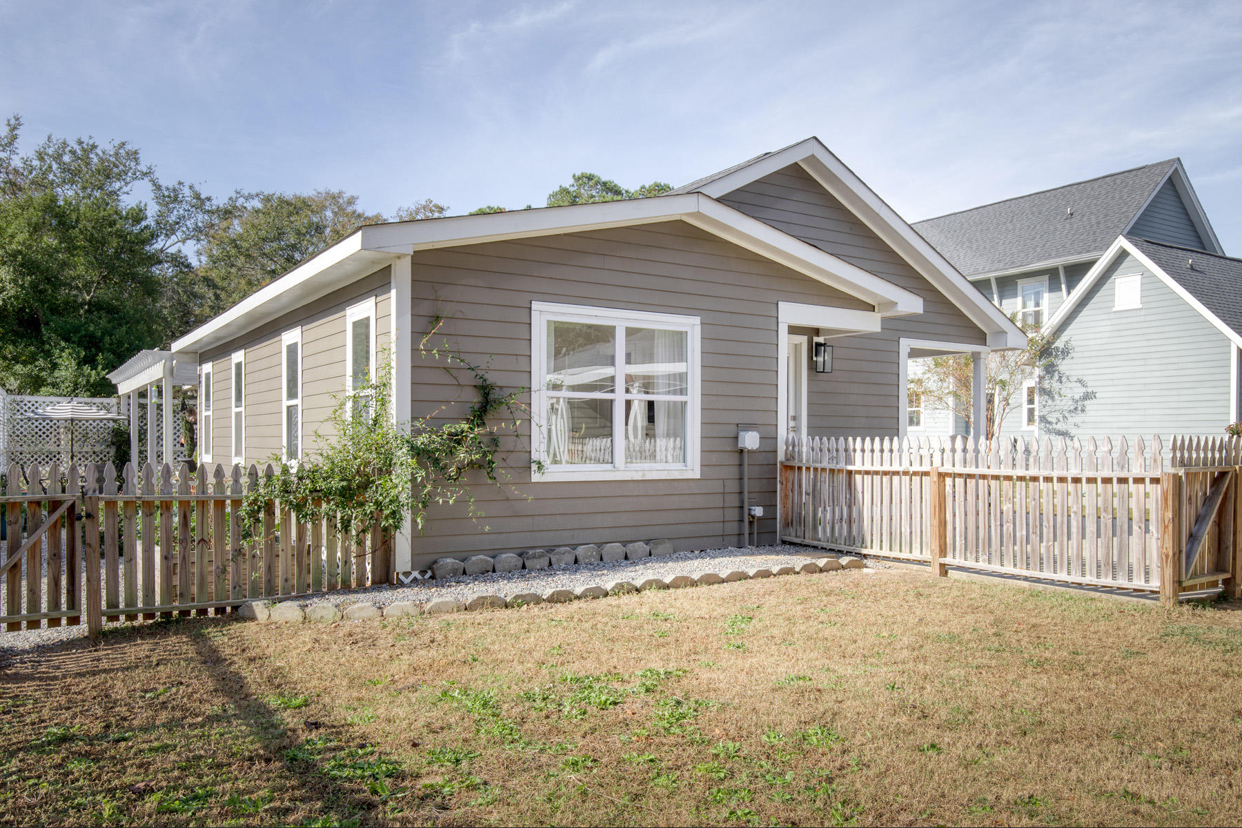 708 Kent Street Mount Pleasant, SC 29464 - Photo 34 of 35 708kent-34