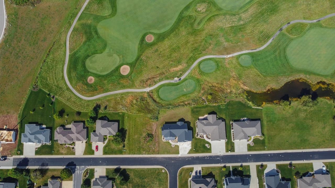 526 Royal Saint Pats Drive, Unit 143 Wrightstown, WI 54180 - Photo 16 of 39