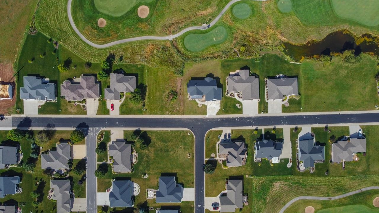 526 Royal Saint Pats Drive, Unit 143 Wrightstown, WI 54180 - Photo 17 of 39