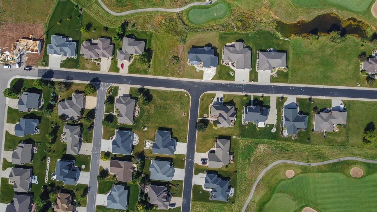 526 Royal Saint Pats Drive, Unit 143 Wrightstown, WI 54180 - Photo 18 of 39