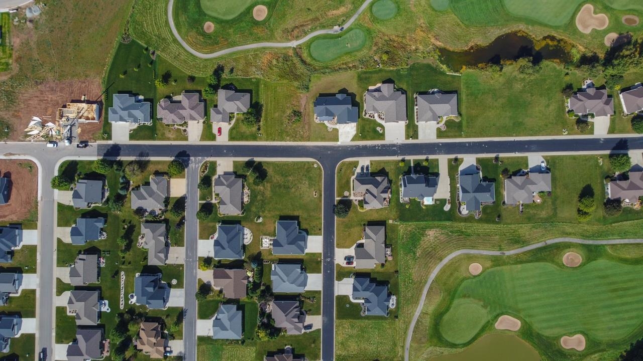 526 Royal Saint Pats Drive, Unit 143 Wrightstown, WI 54180 - Photo 19 of 39