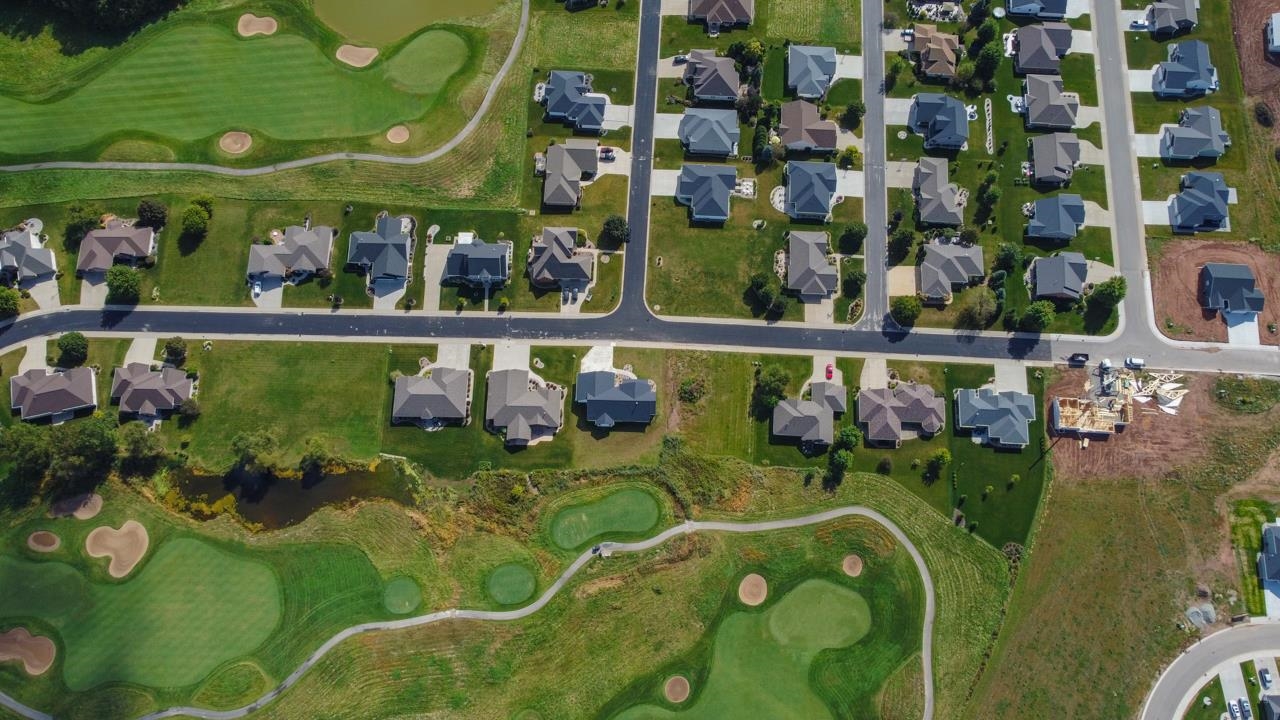 526 Royal Saint Pats Drive, Unit 143 Wrightstown, WI 54180 - Photo 23 of 39