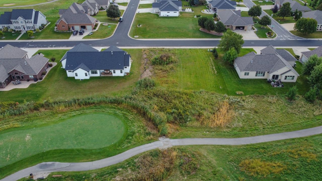 526 Royal Saint Pats Drive, Unit 143 Wrightstown, WI 54180 - Photo 36 of 39