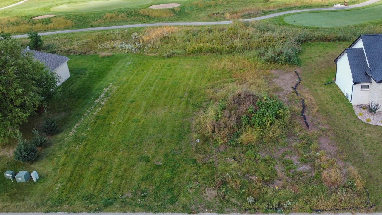 526 Royal Saint Pats Drive, Unit 143 Wrightstown, WI 54180 - Photo 4 of 39