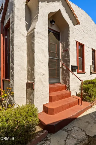 $2,200 | 6910 North Figueroa Street, Los Angeles, CA 90042