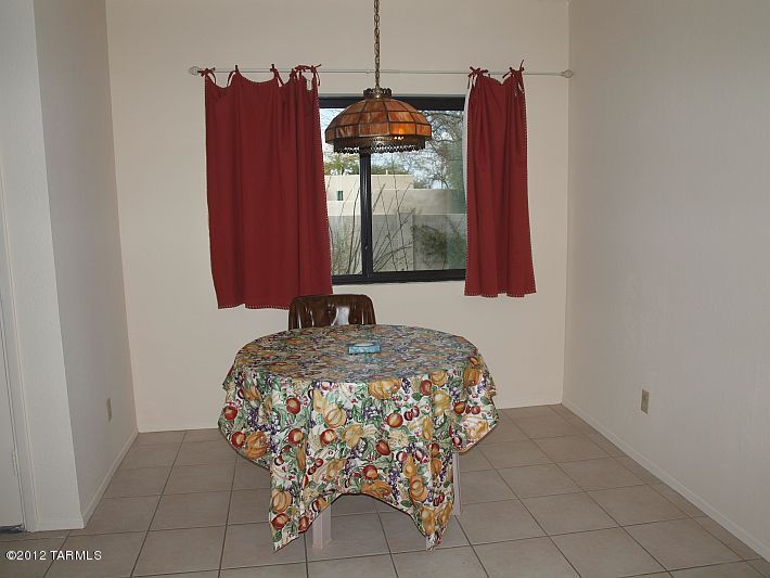 2055 West Rainbow Ridge Road Tucson, AZ 85745 - Photo 21 of 32