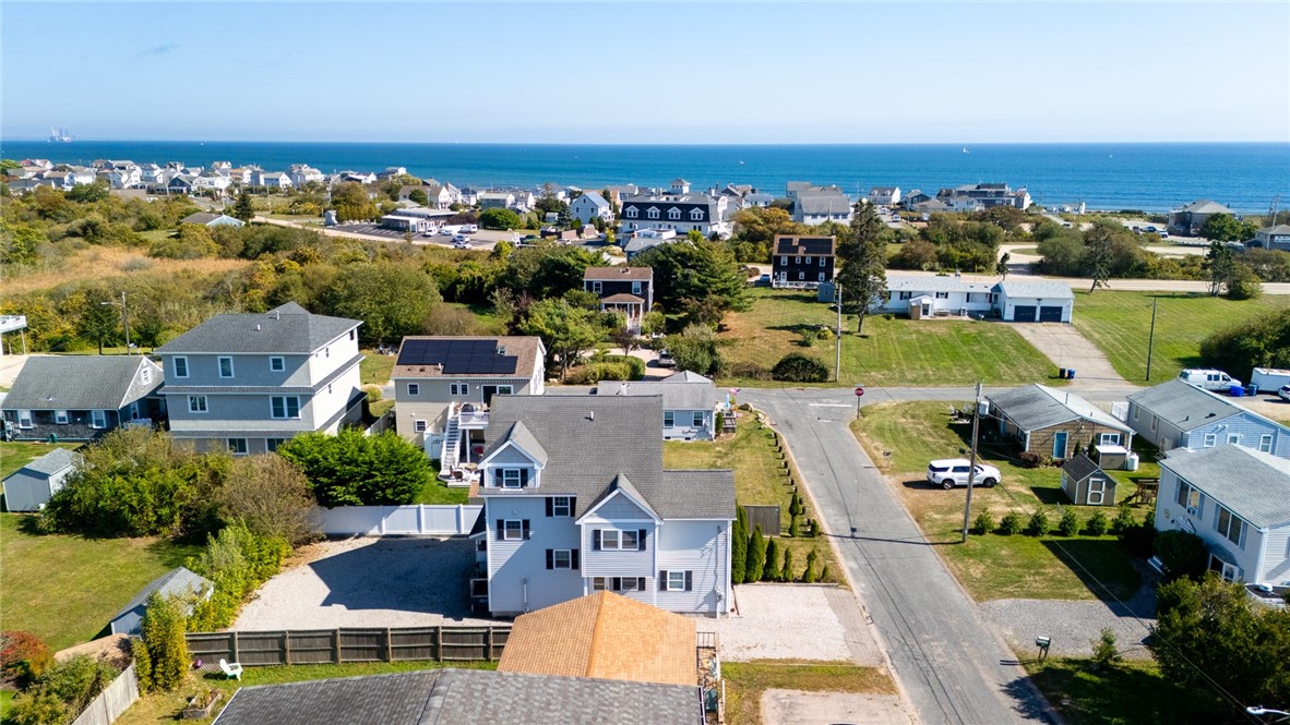 16 Homestead Road Narragansett, RI 02882 - Photo 3 of 40