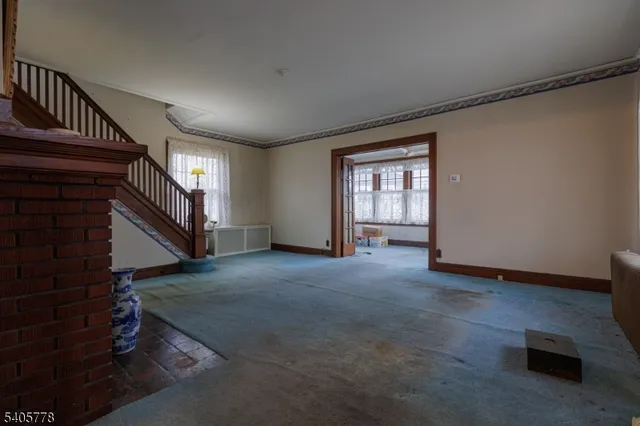 $499,000 | 142 West Gibbons Street, Linden, NJ 07036