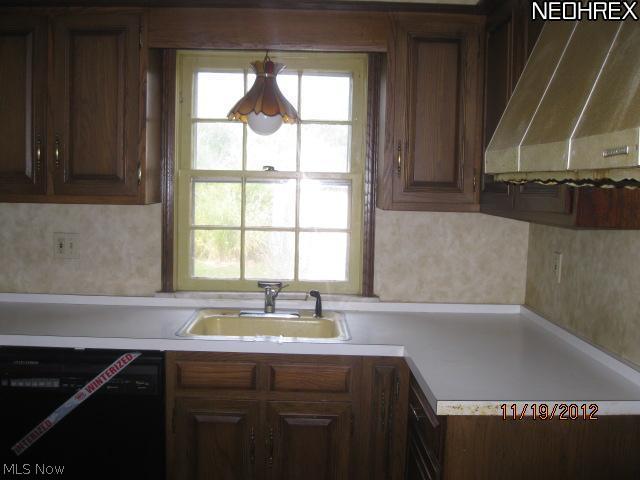 3499 Edison Road Cleveland Heights, OH 44121 - Photo 7 of 12
