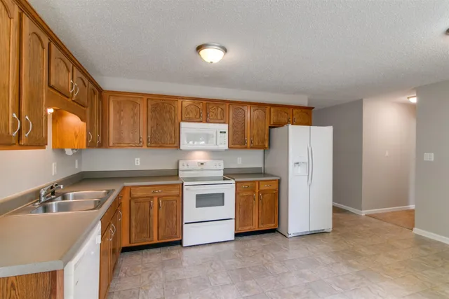 $1,650 | 2472 Rafiki Drive, Clarksville, TN 37042