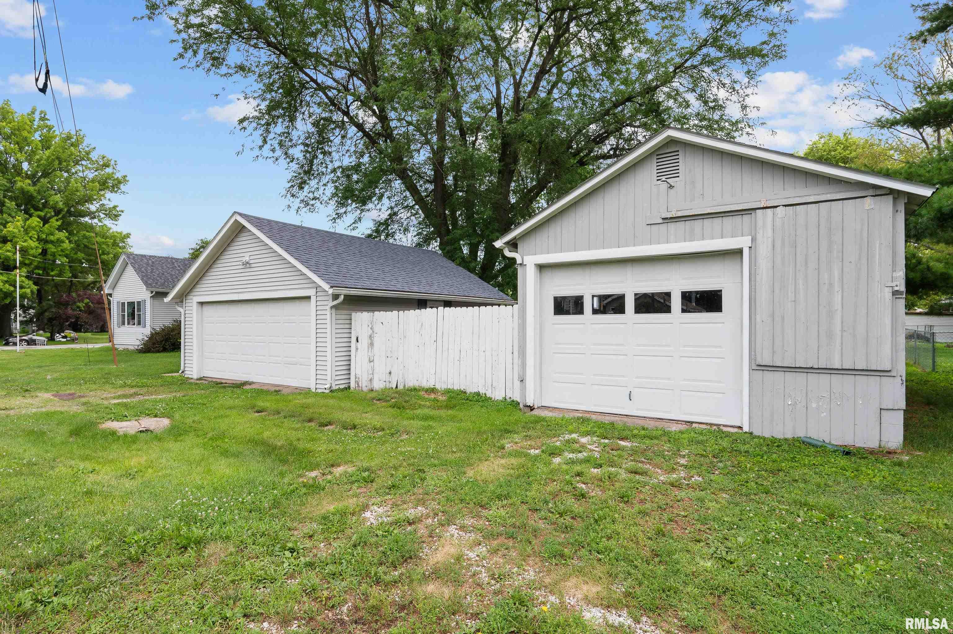 1402 18th Avenue Viola, IL 61486 - Photo 5 of 30
